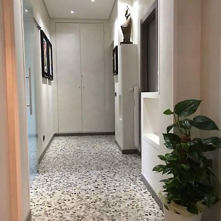 Bed And Breakfast Bissolati Brescia Bagian luar foto