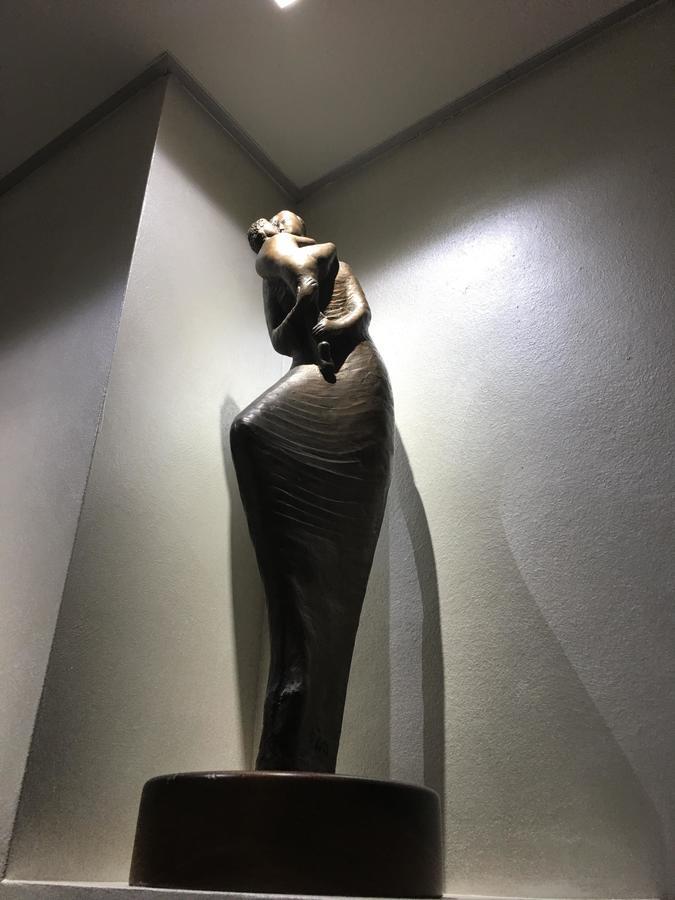 Bed And Breakfast Bissolati Brescia Bagian luar foto