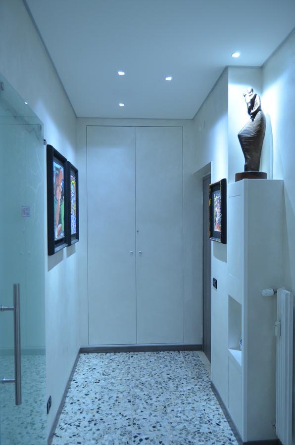 Bed And Breakfast Bissolati Brescia Bagian luar foto
