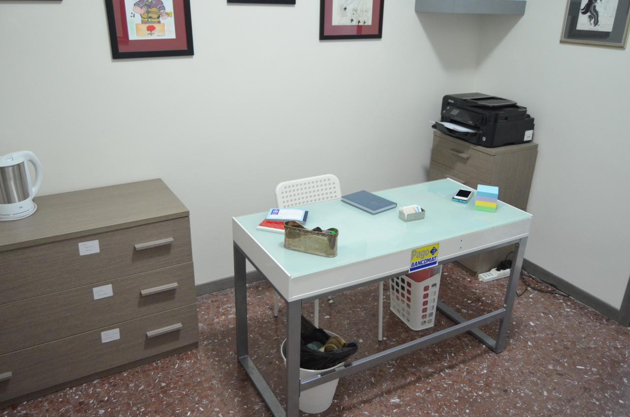 Bed And Breakfast Bissolati Brescia Bagian luar foto